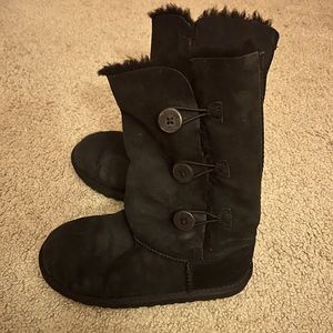 Size 4 black UGG boots